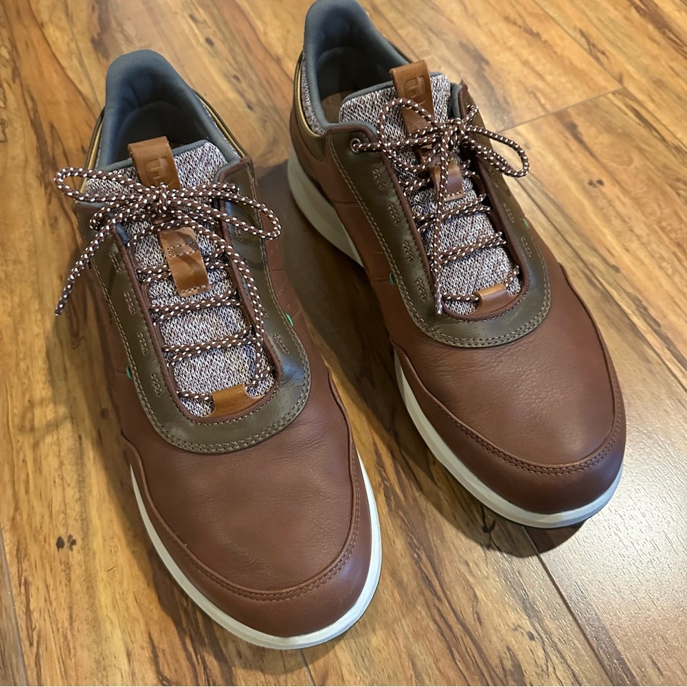 Like New - FootJoy Stratus Golf Shoes